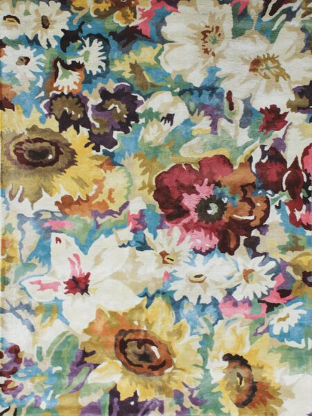 Romance floral rug in beautiful Multi colours