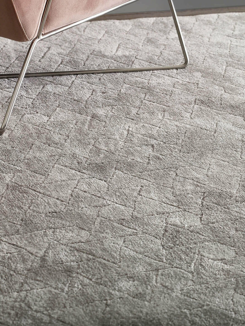 pasedena-oyster-silver-the-rug-collection-insitu-1