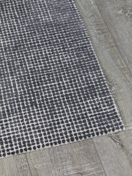 Capri Smoke grey rug handmade from wool and nylon