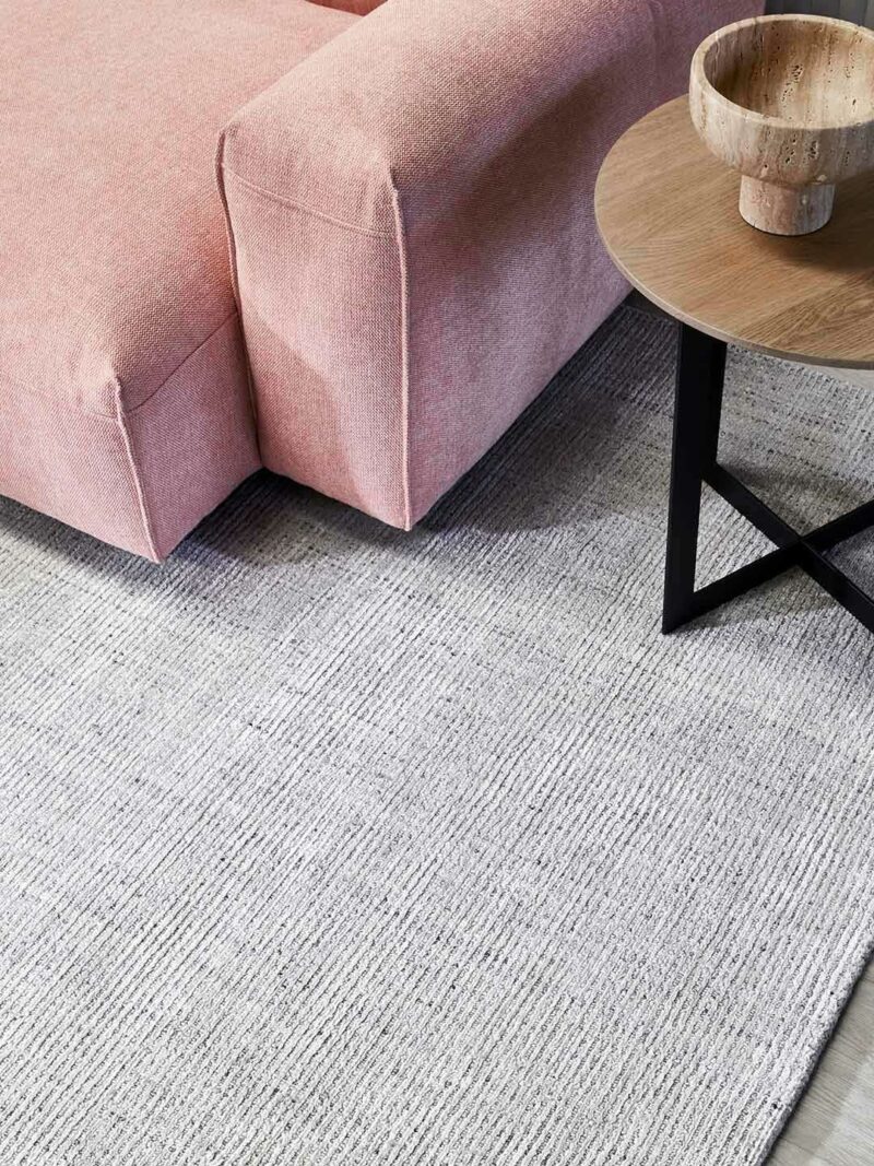 Garcia Whisper handloom knotted rug in wool and artsilk - lifestyle living room image