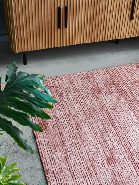 Lava Russett red/pink textured rug handloom knotted in wool and artsilk