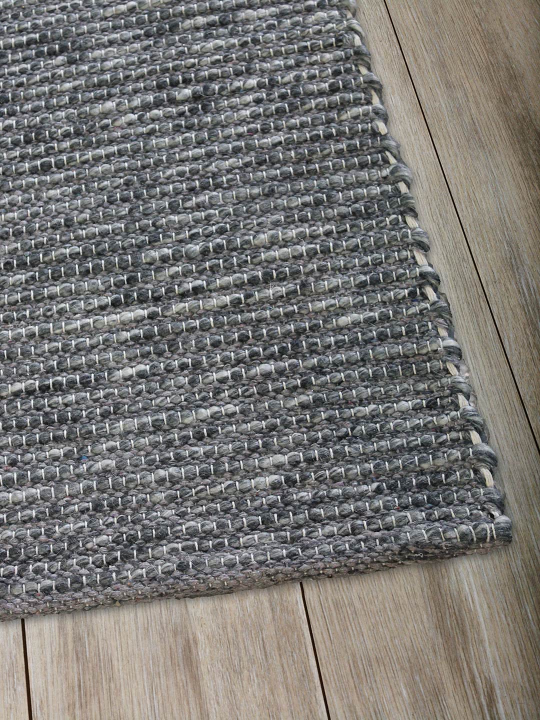 Xylo Natural/Denim Grey flatweave rug - corner image