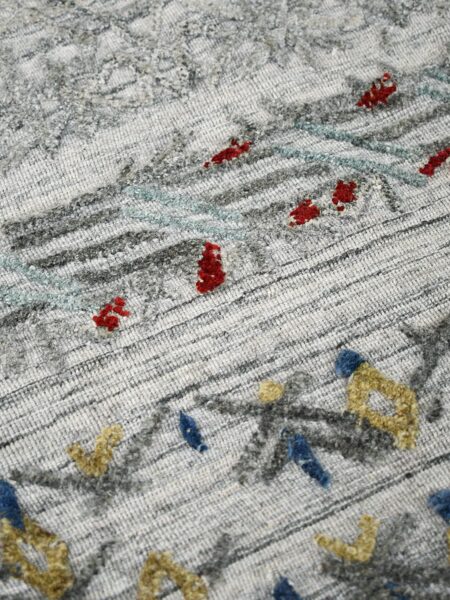 Cayenne Silver/Multi handloom knotted wool & artsilk rug - detail image