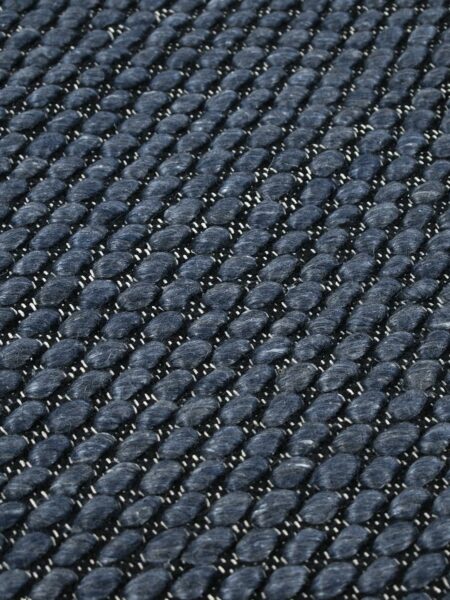 Palmas Midnight navy blue flatweave rug handmade in 100% wool - detail image