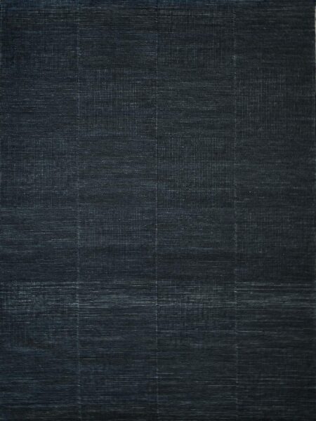 Braid Box Abyss flatweave rug in black and grey, handmade from 100% wool