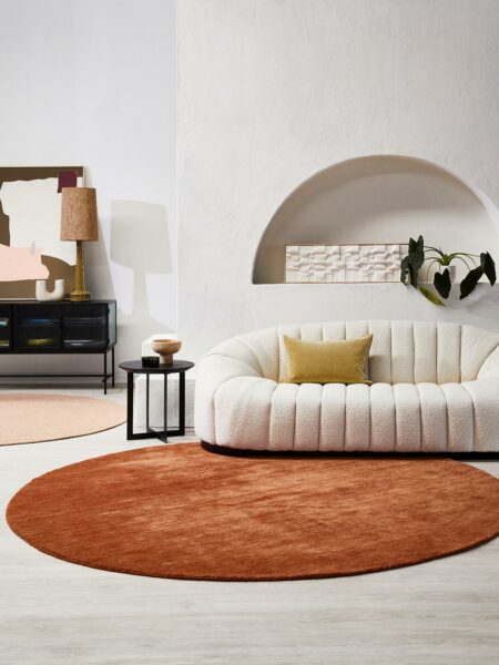 Diva round rug ochre the rug collection insitu
