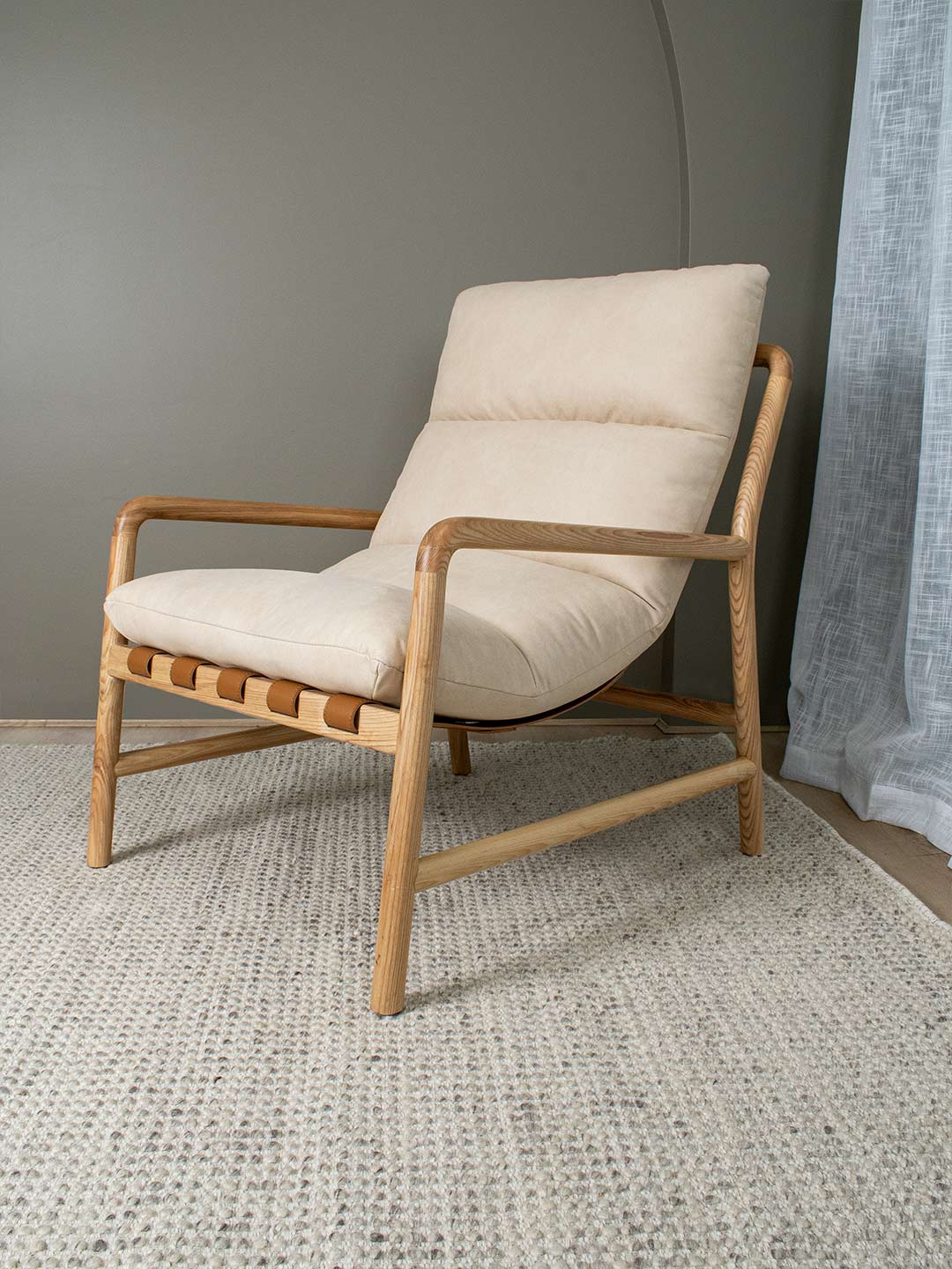 Bowie Chair Latte beige with natural oak wood frame The Rug Collection Tallira Furniture insitu