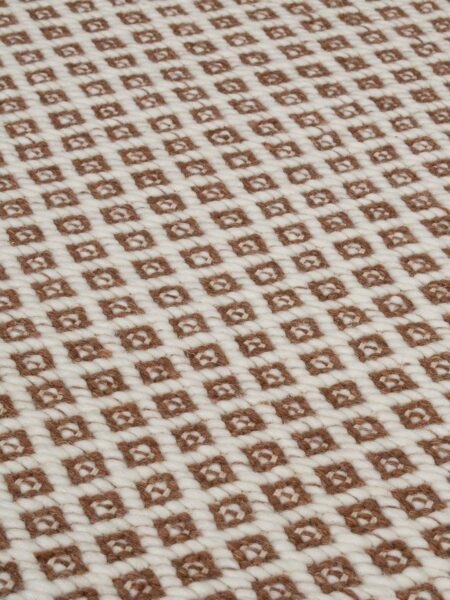 Rubick Rust Ivory Red flatweave by The Rug Collection detail of rug