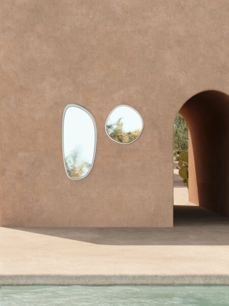 Gusa Mirror Salt White Frame in earthy render wall, for indoor/outdoor use by Muundo